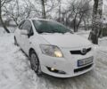 Білий Тойота Ауріс, об'ємом двигуна 1.4 л та пробігом 199 тис. км за 3200 $, фото 1 на Automoto.ua