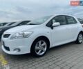 Білий Тойота Ауріс, об'ємом двигуна 2 л та пробігом 305 тис. км за 5950 $, фото 37 на Automoto.ua
