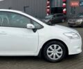 Белый Тойота Аурис, объемом двигателя 1.4 л и пробегом 179 тыс. км за 7000 $, фото 29 на Automoto.ua