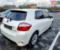 Білий Тойота Ауріс, об'ємом двигуна 1.6 л та пробігом 247 тис. км за 7350 $, фото 9 на Automoto.ua