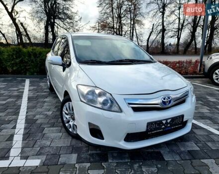 Білий Тойота Ауріс, об'ємом двигуна 1.6 л та пробігом 247 тис. км за 7350 $, фото 1 на Automoto.ua