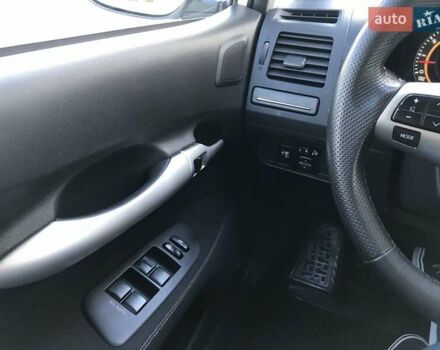 Белый Тойота Аурис, объемом двигателя 1.6 л и пробегом 146 тыс. км за 9900 $, фото 24 на Automoto.ua