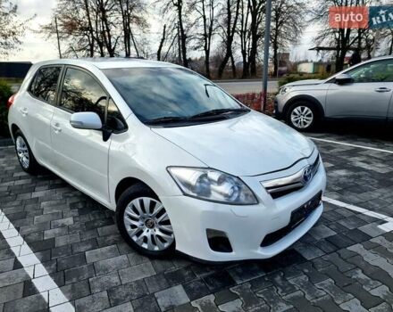 Білий Тойота Ауріс, об'ємом двигуна 1.6 л та пробігом 247 тис. км за 7350 $, фото 7 на Automoto.ua