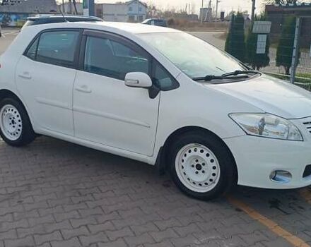 Білий Тойота Ауріс, об'ємом двигуна 1.6 л та пробігом 96 тис. км за 10600 $, фото 11 на Automoto.ua