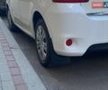 Белый Тойота Аурис, объемом двигателя 1.6 л и пробегом 135 тыс. км за 10000 $, фото 5 на Automoto.ua