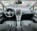 Белый Тойота Аурис, объемом двигателя 2 л и пробегом 218 тыс. км за 11850 $, фото 16 на Automoto.ua