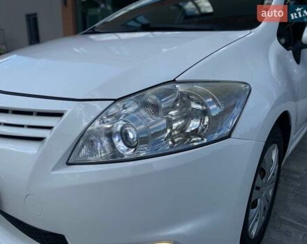 Белый Тойота Аурис, объемом двигателя 1.36 л и пробегом 265 тыс. км за 7790 $, фото 7 на Automoto.ua