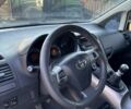 Белый Тойота Аурис, объемом двигателя 1.6 л и пробегом 147 тыс. км за 9300 $, фото 8 на Automoto.ua