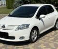 Белый Тойота Аурис, объемом двигателя 1.6 л и пробегом 120 тыс. км за 10984 $, фото 1 на Automoto.ua