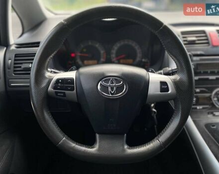 Белый Тойота Аурис, объемом двигателя 1.36 л и пробегом 265 тыс. км за 7790 $, фото 30 на Automoto.ua