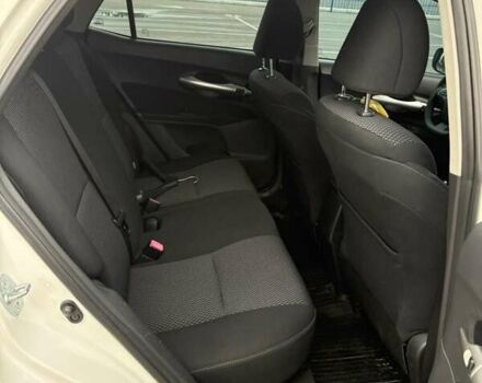 Білий Тойота Ауріс, об'ємом двигуна 1.6 л та пробігом 121 тис. км за 10500 $, фото 9 на Automoto.ua