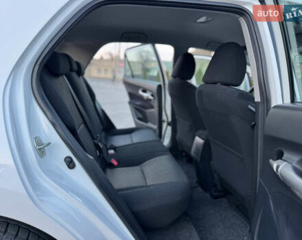 Белый Тойота Аурис, объемом двигателя 1.8 л и пробегом 233 тыс. км за 9000 $, фото 38 на Automoto.ua