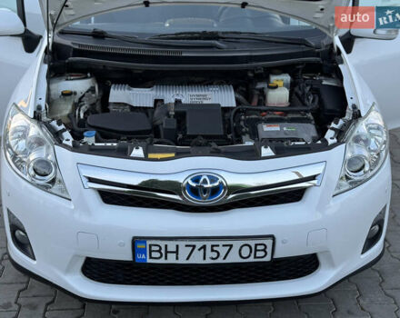 Белый Тойота Аурис, объемом двигателя 1.8 л и пробегом 233 тыс. км за 9000 $, фото 50 на Automoto.ua