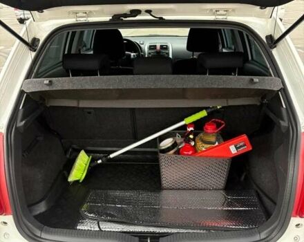 Білий Тойота Ауріс, об'ємом двигуна 1.6 л та пробігом 121 тис. км за 10500 $, фото 10 на Automoto.ua