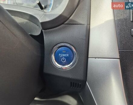 Білий Тойота Ауріс, об'ємом двигуна 1.8 л та пробігом 230 тис. км за 9950 $, фото 32 на Automoto.ua