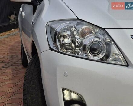 Білий Тойота Ауріс, об'ємом двигуна 1.8 л та пробігом 230 тис. км за 9950 $, фото 21 на Automoto.ua