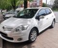 Белый Тойота Аурис, объемом двигателя 1.6 л и пробегом 140 тыс. км за 10300 $, фото 1 на Automoto.ua