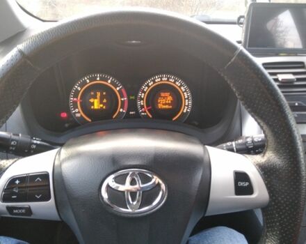 Белый Тойота Аурис, объемом двигателя 1.3 л и пробегом 173 тыс. км за 6500 $, фото 10 на Automoto.ua