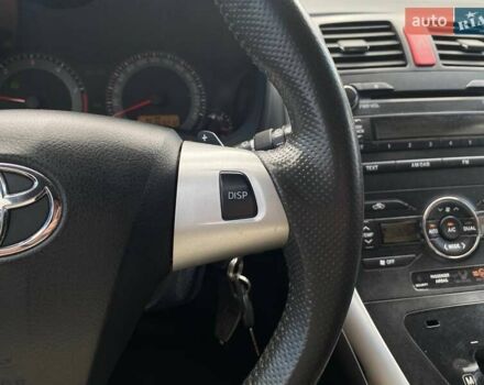 Белый Тойота Аурис, объемом двигателя 1.36 л и пробегом 265 тыс. км за 7790 $, фото 23 на Automoto.ua