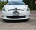 Белый Тойота Аурис, объемом двигателя 1.36 л и пробегом 277 тыс. км за 7500 $, фото 7 на Automoto.ua