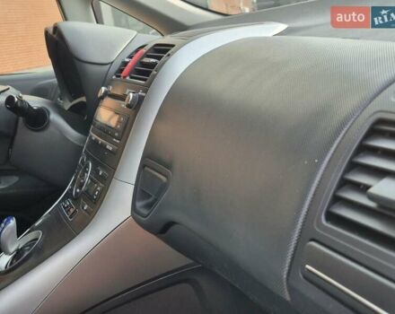 Білий Тойота Ауріс, об'ємом двигуна 1.8 л та пробігом 230 тис. км за 9950 $, фото 31 на Automoto.ua