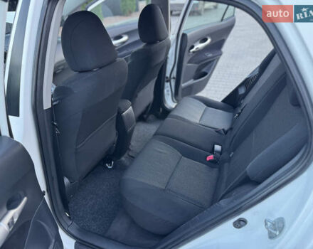 Белый Тойота Аурис, объемом двигателя 1.8 л и пробегом 233 тыс. км за 9000 $, фото 25 на Automoto.ua