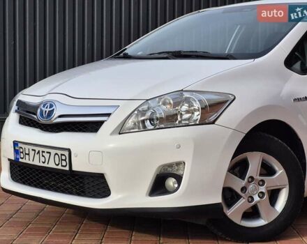 Білий Тойота Ауріс, об'ємом двигуна 1.8 л та пробігом 230 тис. км за 9950 $, фото 1 на Automoto.ua