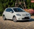 Белый Тойота Аурис, объемом двигателя 1.6 л и пробегом 120 тыс. км за 10999 $, фото 1 на Automoto.ua