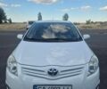 Білий Тойота Ауріс, об'ємом двигуна 1.6 л та пробігом 190 тис. км за 9500 $, фото 1 на Automoto.ua