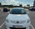 Белый Тойота Аурис, объемом двигателя 1.6 л и пробегом 145 тыс. км за 9500 $, фото 4 на Automoto.ua