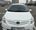Білий Тойота Ауріс, об'ємом двигуна 1.6 л та пробігом 121 тис. км за 10500 $, фото 2 на Automoto.ua