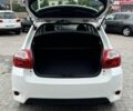 Белый Тойота Аурис, объемом двигателя 2 л и пробегом 218 тыс. км за 11850 $, фото 5 на Automoto.ua