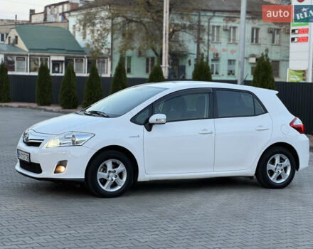 Белый Тойота Аурис, объемом двигателя 1.8 л и пробегом 233 тыс. км за 9000 $, фото 10 на Automoto.ua