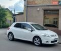 Білий Тойота Ауріс, об'ємом двигуна 1.6 л та пробігом 149 тис. км за 11000 $, фото 1 на Automoto.ua