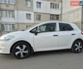 Белый Тойота Аурис, объемом двигателя 1.6 л и пробегом 124 тыс. км за 10500 $, фото 1 на Automoto.ua