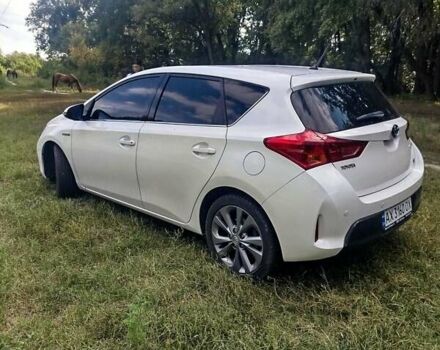 Белый Тойота Аурис, объемом двигателя 1.8 л и пробегом 141 тыс. км за 13600 $, фото 34 на Automoto.ua