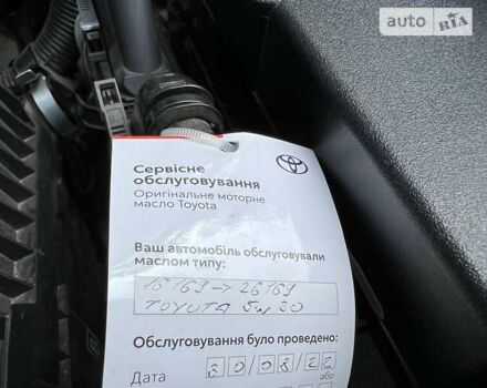 Білий Тойота Ауріс, об'ємом двигуна 1.6 л та пробігом 16 тис. км за 16300 $, фото 9 на Automoto.ua