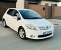 Білий Тойота Ауріс, об'ємом двигуна 1.6 л та пробігом 180 тис. км за 10000 $, фото 5 на Automoto.ua