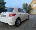 Белый Тойота Аурис, объемом двигателя 1.4 л и пробегом 200 тыс. км за 7200 $, фото 3 на Automoto.ua