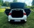 Белый Тойота Аурис, объемом двигателя 1.8 л и пробегом 141 тыс. км за 13400 $, фото 3 на Automoto.ua