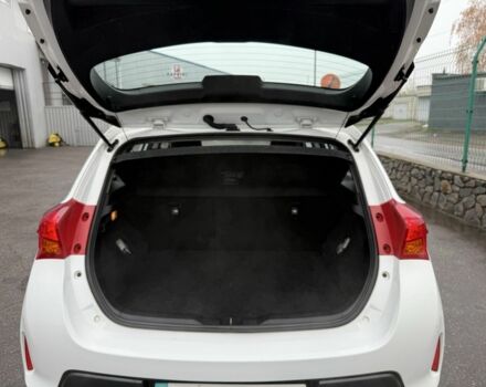 Білий Тойота Ауріс, об'ємом двигуна 1.6 л та пробігом 187 тис. км за 8500 $, фото 19 на Automoto.ua