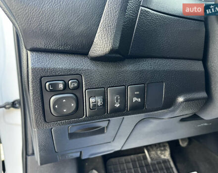 Белый Тойота Аурис, объемом двигателя 1.8 л и пробегом 226 тыс. км за 11599 $, фото 22 на Automoto.ua