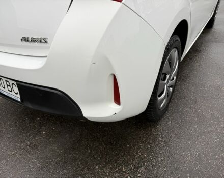 Білий Тойота Ауріс, об'ємом двигуна 1.6 л та пробігом 187 тис. км за 8500 $, фото 14 на Automoto.ua