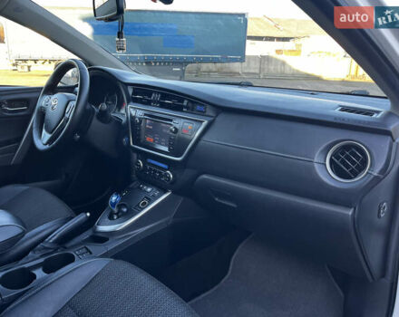 Белый Тойота Аурис, объемом двигателя 1.8 л и пробегом 226 тыс. км за 11650 $, фото 39 на Automoto.ua