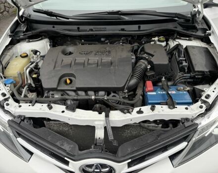 Білий Тойота Ауріс, об'ємом двигуна 1.6 л та пробігом 187 тис. км за 8500 $, фото 18 на Automoto.ua