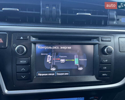 Білий Тойота Ауріс, об'ємом двигуна 1.8 л та пробігом 226 тис. км за 11599 $, фото 32 на Automoto.ua