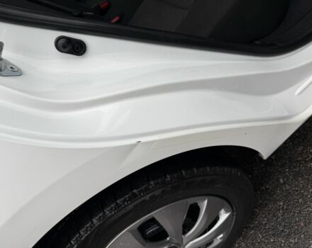 Білий Тойота Ауріс, об'ємом двигуна 1.6 л та пробігом 187 тис. км за 8500 $, фото 15 на Automoto.ua