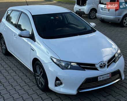 Белый Тойота Аурис, объемом двигателя 1.8 л и пробегом 226 тыс. км за 11599 $, фото 11 на Automoto.ua