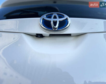Белый Тойота Аурис, объемом двигателя 1.8 л и пробегом 226 тыс. км за 11599 $, фото 17 на Automoto.ua