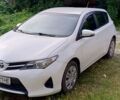 Белый Тойота Аурис, объемом двигателя 1.6 л и пробегом 154 тыс. км за 10999 $, фото 1 на Automoto.ua